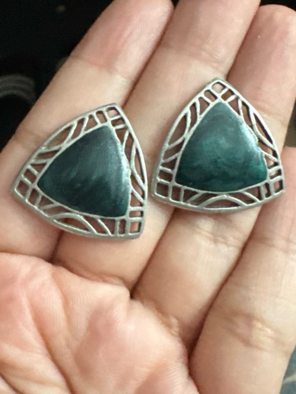 Vintage Art Deco Marbled Green Enamel Silver Triangle Filigree Earrings